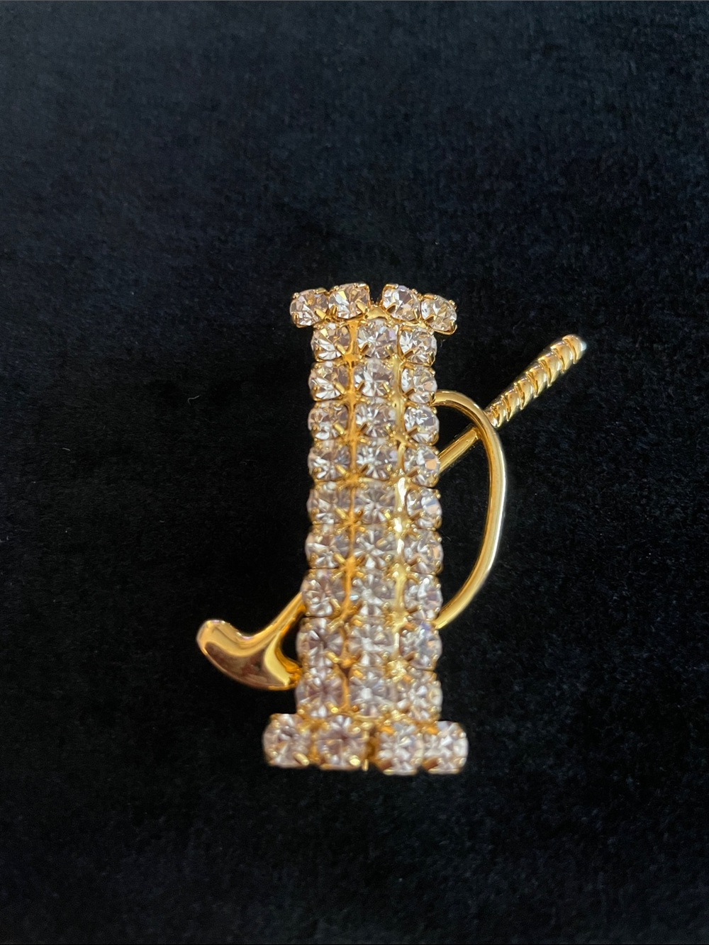 Vintage golf and rhinestone brooch. Pin!